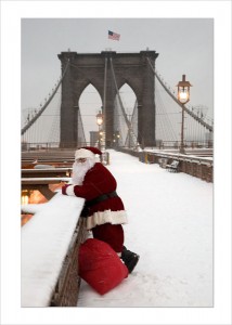 Santa-Watching-Traffic-on-Brooklyn-Bridge-HPC2979-lg