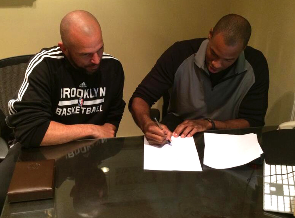 rs_1024x759-140223124654-1024.Jason-Collins-Signs-With-Brooklyn-Nets.jl.022314