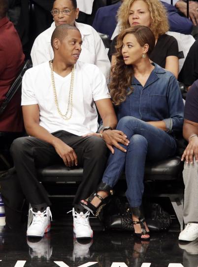 Jay-Z-Beyonce-take-in-Nets-Heat-game-after-Solange-fight-video-leaks-PHOTOS