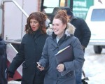 CelebsInBK: Julianne Moore & Maya Rudolph On Set In Park Slope