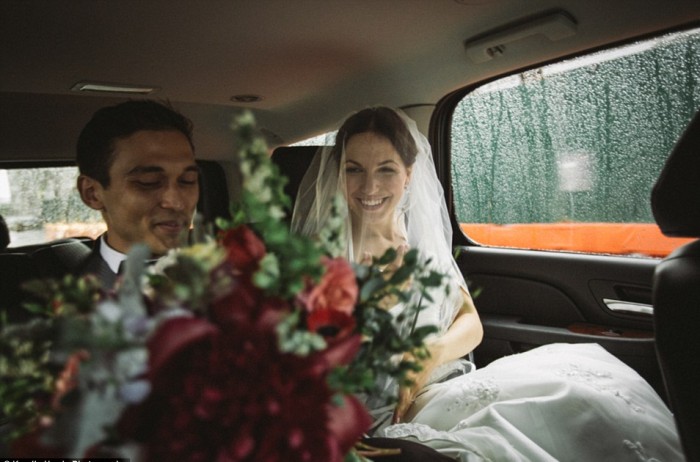 One Couples Rained Out Wedding Photos Are Simply Perfect