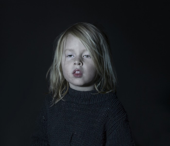 Brooklyn-Based Photographer Documents Children Watching TV