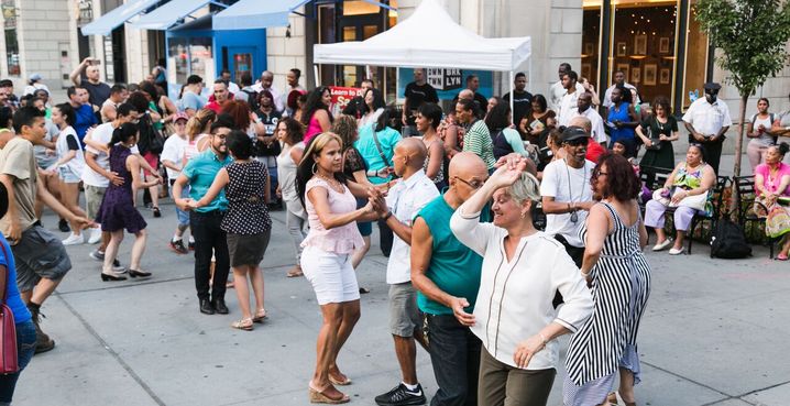 Join The Flash Dance Mob Every Wednesday In Downtown Brooklyn