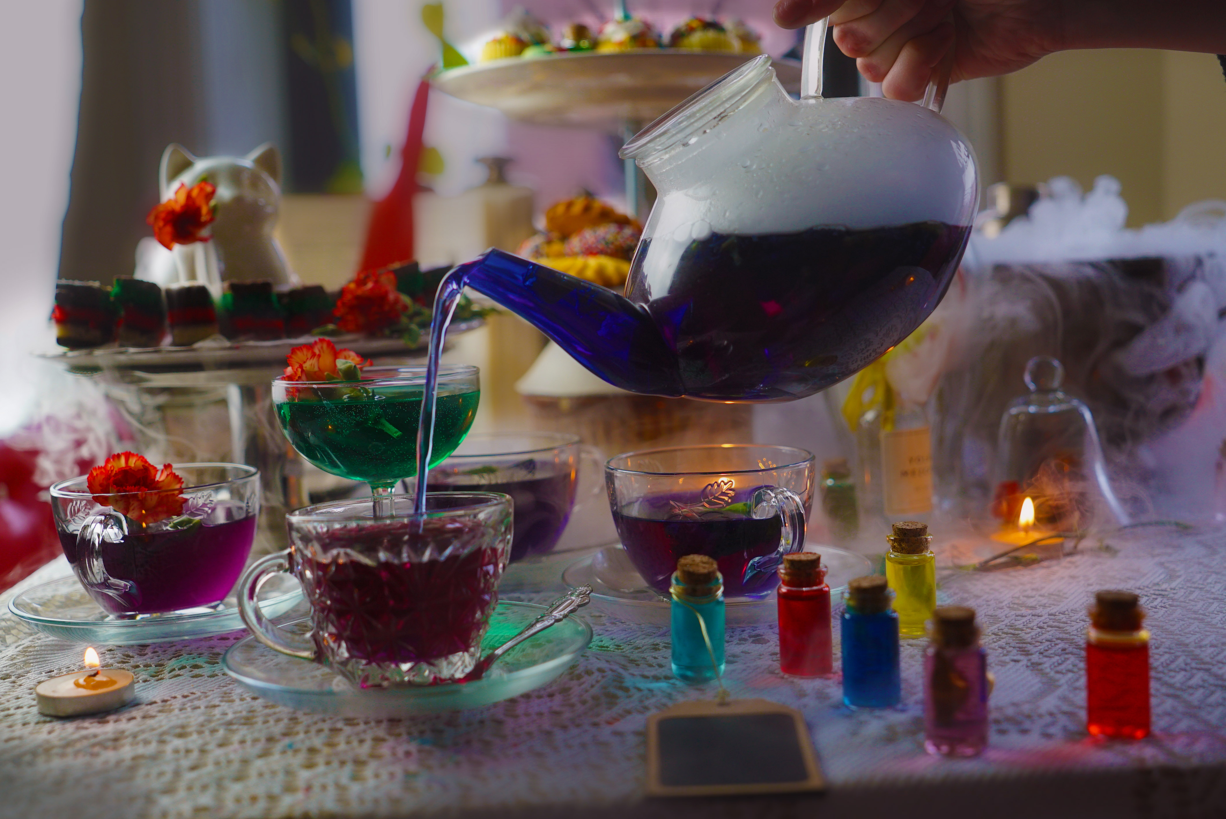 An 'Alice in Wonderland'-themed Immersive Pop-Up Bar is Coming To Brooklyn